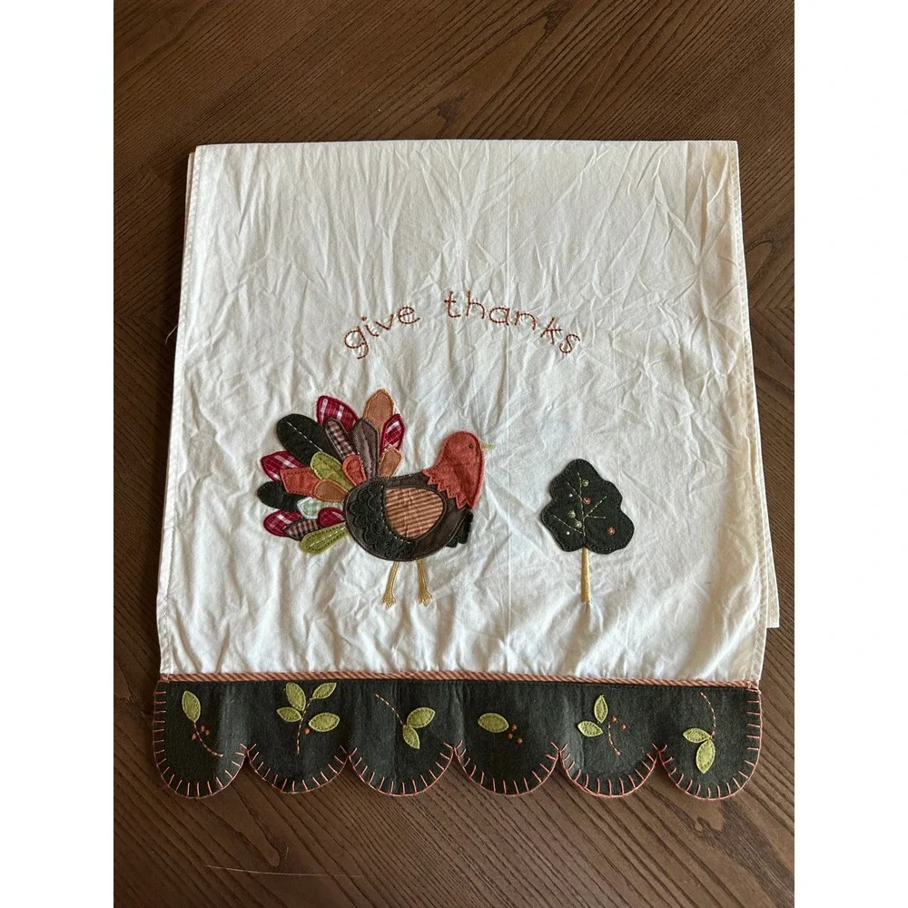 Pottery Barn Kids Give Thanks Turkey Applique Cotton Table Runner 17x70 Ivory